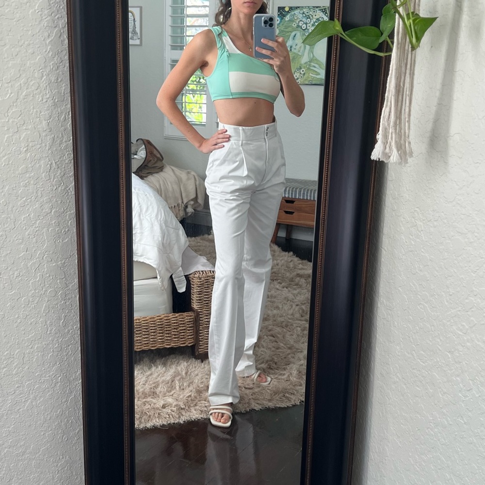Dolce & Gabbana trousers - beautiful white double button fitted at waist